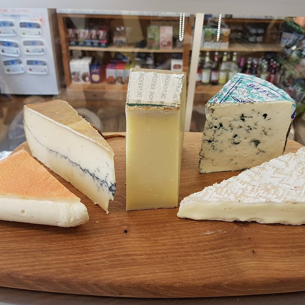French cheese selection